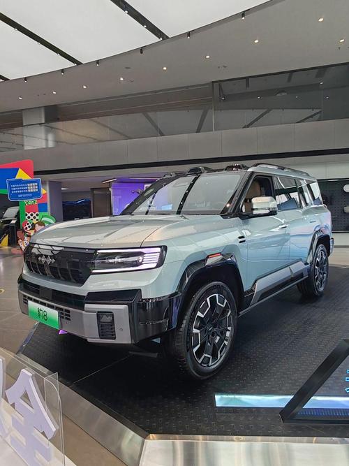 东莞万江区迈洋威企业管理咨询比亚迪方程豹硬派越野的爆款，英菲尼迪35周年与你共成长